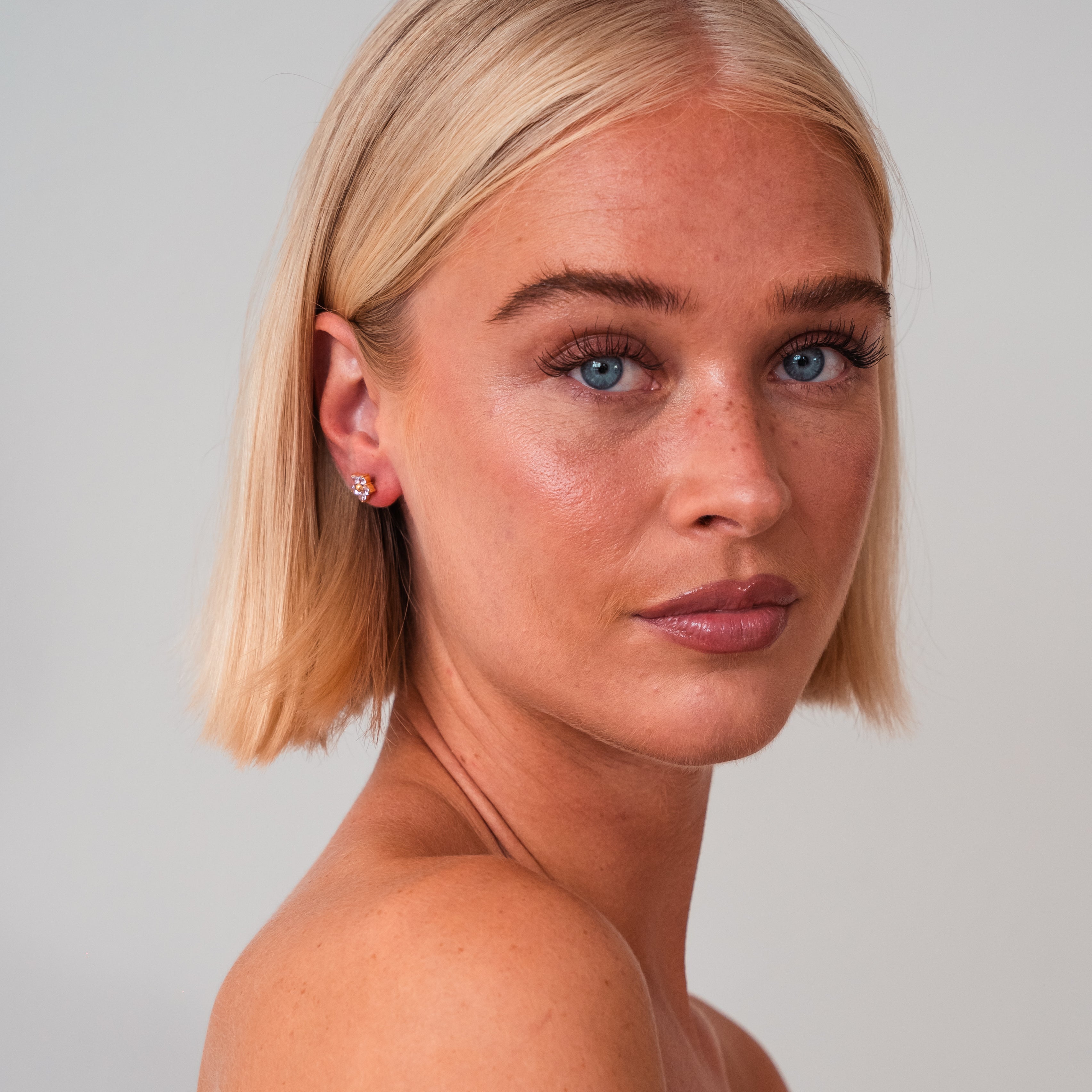 Flower Stud